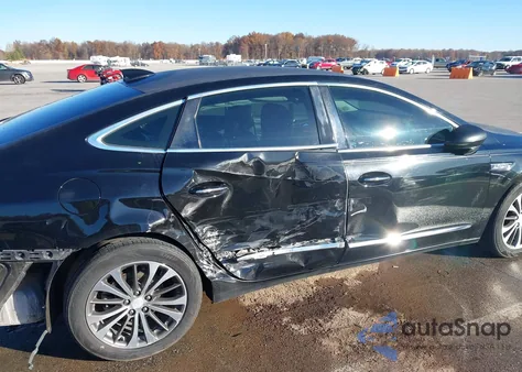 2017 Buick Lacrosse Essence из США, поврежденный, VIN 1G4ZP5SS1HU154232